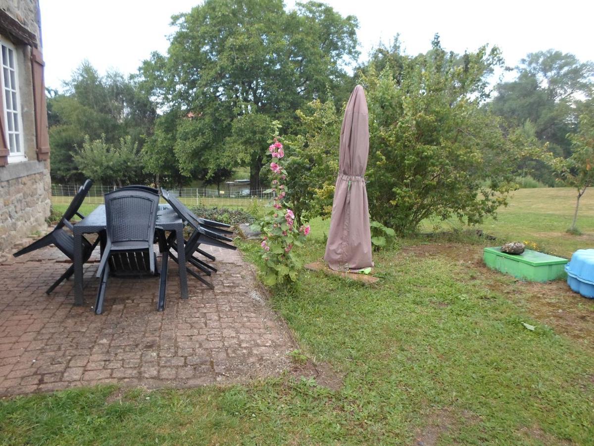 Relais Des Chaux Bed & Breakfast Saint-Jean-des-Ollières Eksteriør bilde
