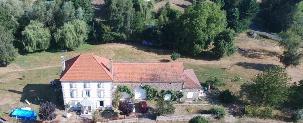Relais Des Chaux Bed & Breakfast Saint-Jean-des-Ollières Eksteriør bilde