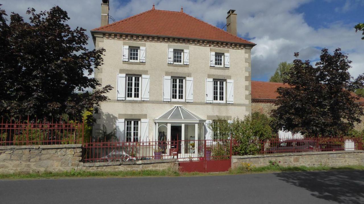 Relais Des Chaux Bed & Breakfast Saint-Jean-des-Ollières Eksteriør bilde